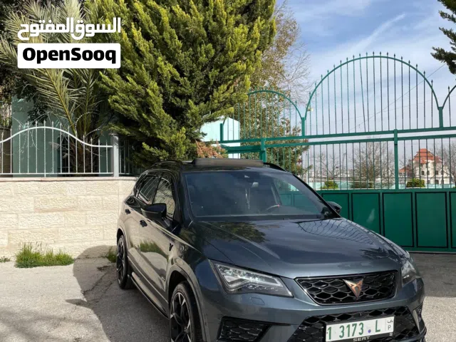 للبيع او البدل على سيارتين تجاريات Seat cupra