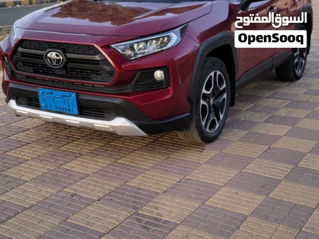 2019 Toyota RAV 4 Adventure