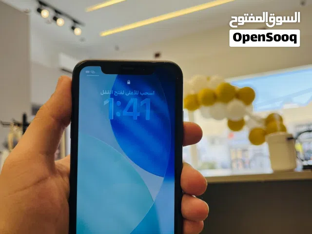 Apple iPhone 11 64 GB in Tripoli