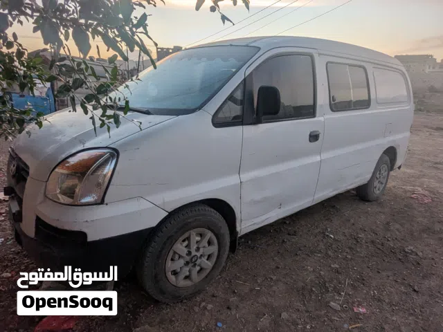 2007 هيونداي H1 Standard