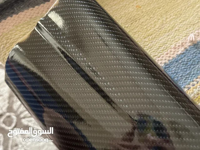 جلاد كاربون فايبر ممتاز جداً