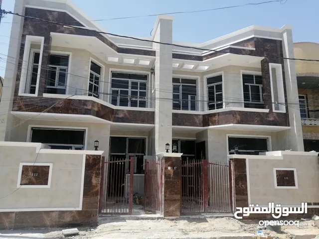 101m2 4 Bedrooms Townhouse for Sale in Baghdad Dora