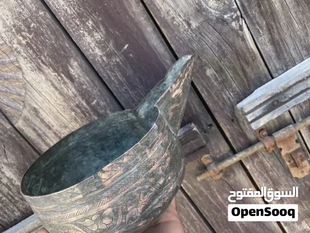 سحلة مرزاب قديمه بنقش نباتي