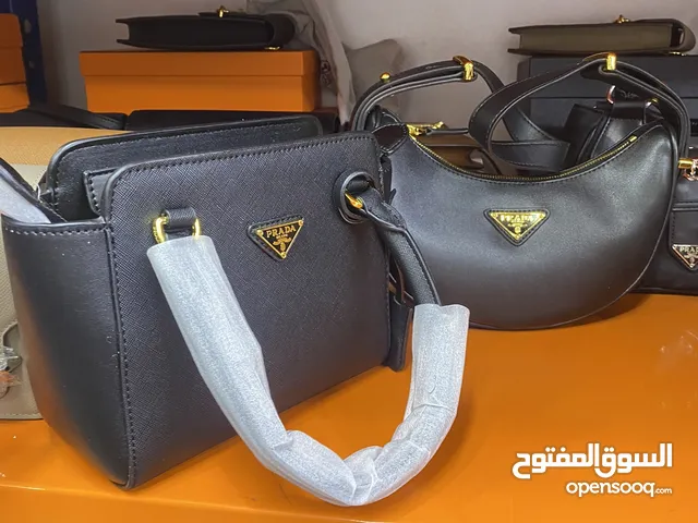 Black Gucci for sale  in Kuwait City