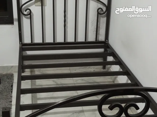 سرير معدني تفصيل ثقيل