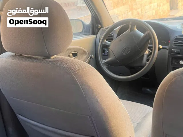 2001 Kia Rio Standard