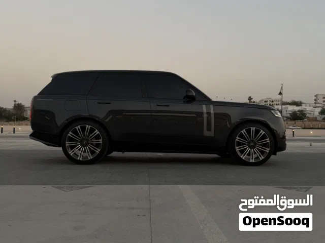2022 لاند روفر HSE V8