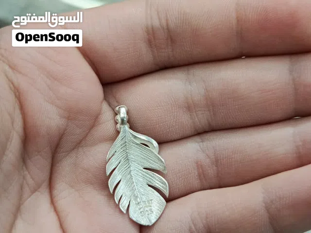 قطعة فضة مميزة تعليقة 925