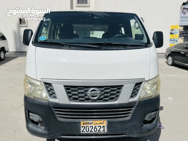 Nissan Urvan 2015 White.