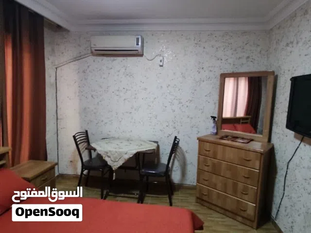 استوديو للبيع بسعر حرق
