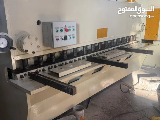 مقص حديد 6 mm بحالة الوكالة للبيع