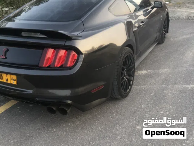 2017 فورد موستانج GT