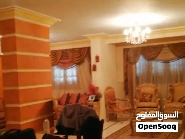 شقه للبيع في مدينه نصر الحى الثامن .. تقسيمه رائعه