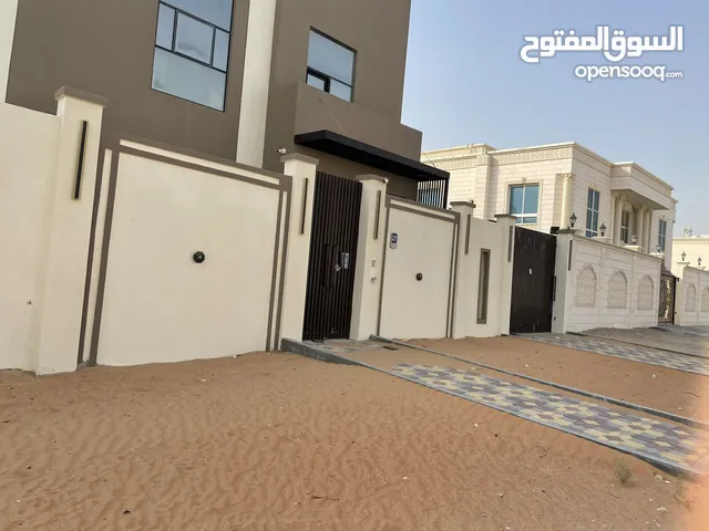 755 m2 5 Bedrooms Villa for Rent in Abu Dhabi Al Rahba
