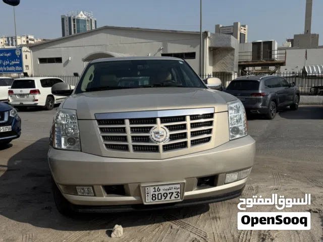 2012 كاديلاك اسكاليد L Sport