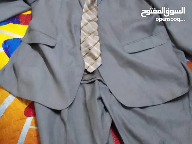 3 بدلات رجاليه ايطالي اصلي بحاله الوكاله فقط لبسه وحده مقاس 2x لبيع بسعر مغري