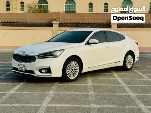 Sedan Kia in Dubai