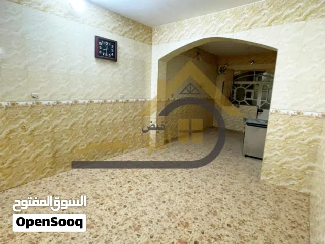150 m2 2 Bedrooms Townhouse for Rent in Basra Khadra'a