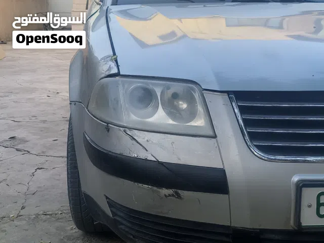 2002 فولكسفاغن باسات Standard