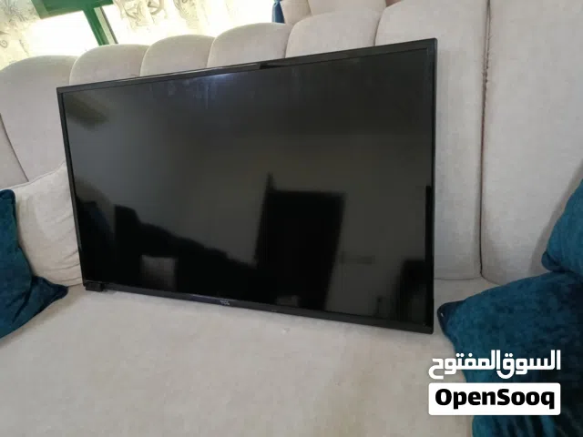 Tcl led40d2710 40بوصة Full hd 1080p شبه الجديد متوفر شاشتين عدد2
