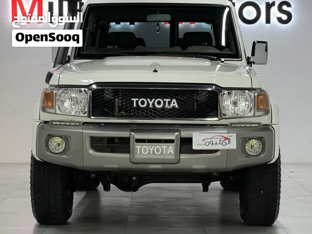 Used Toyota Land Cruiser in Muscat