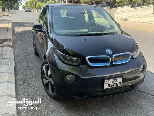 BMW i3 2014 REXسيارة للبيع بحالة ممتازة لون مميز