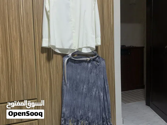 تنورة مع قميص