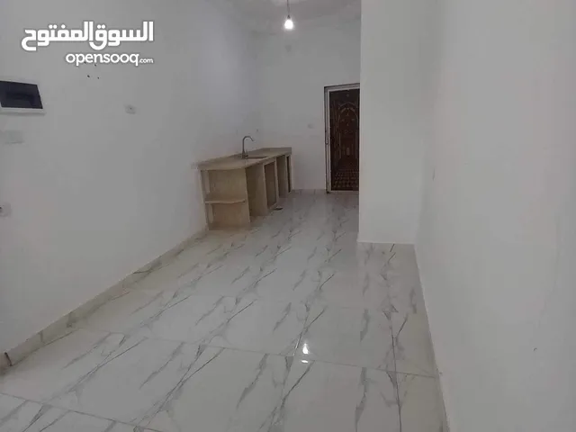 100 m2 2 Bedrooms Apartments for Rent in Tripoli Arada