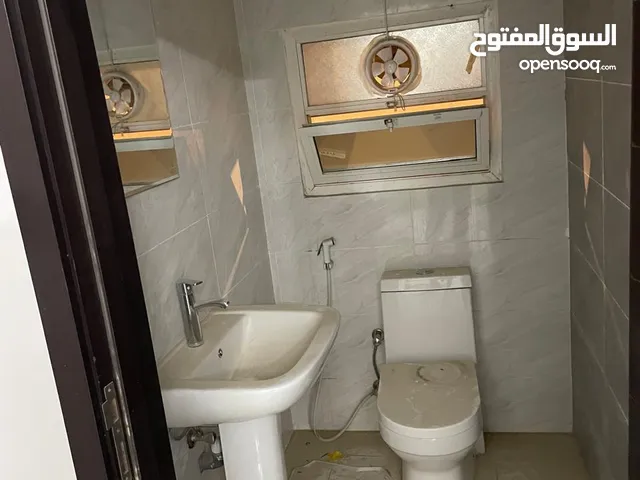 250 m2 4 Bedrooms Villa for Rent in Ajman Al-Zahya