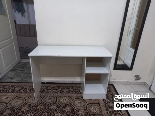 طاوله كيمنك الاون الابيض
