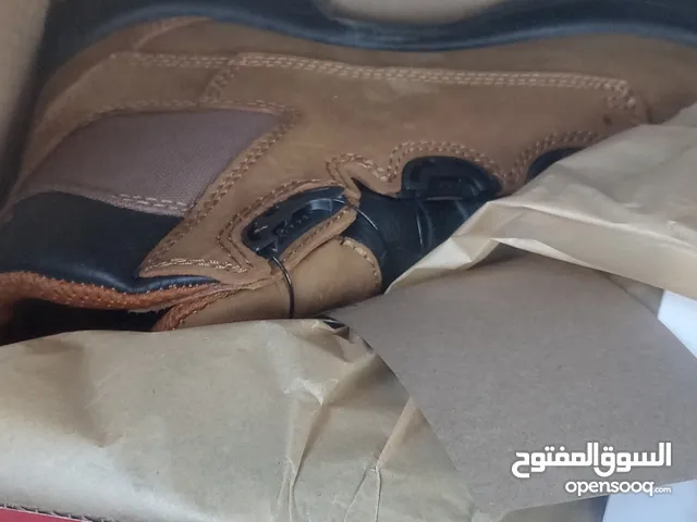 حذاء سيفتي الرميلة مالت الرو red weing