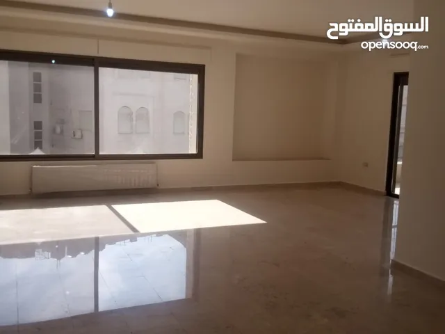 251 m2 4 Bedrooms Apartments for Sale in Amman Dahiet Al Ameer Rashed
