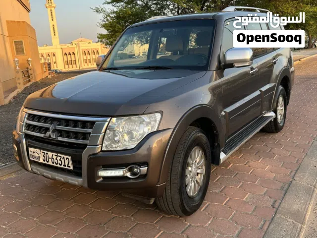 2017 Mitsubishi Pajero GLS