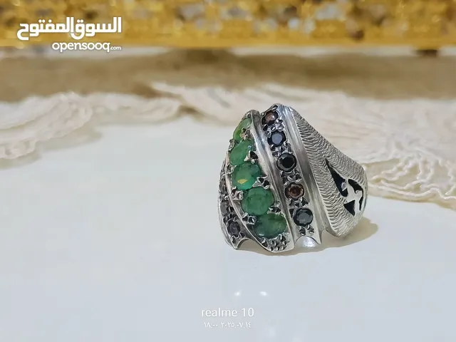 زمرد افريقي خمس حبات اصلي حقيقي مطعم بزاركون امريكي