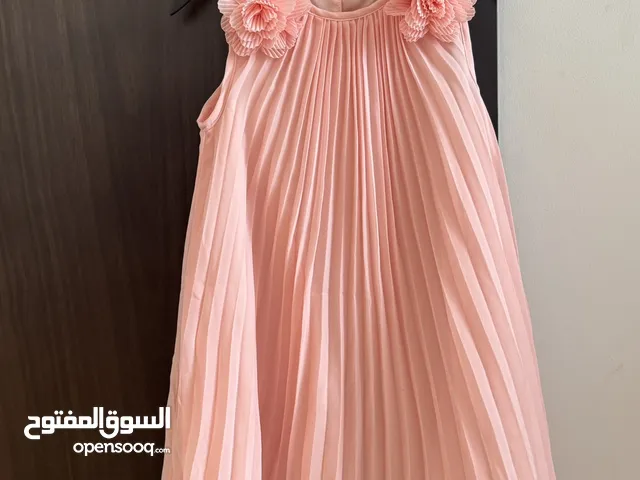 Mayoral dress for a 5 years girl.
