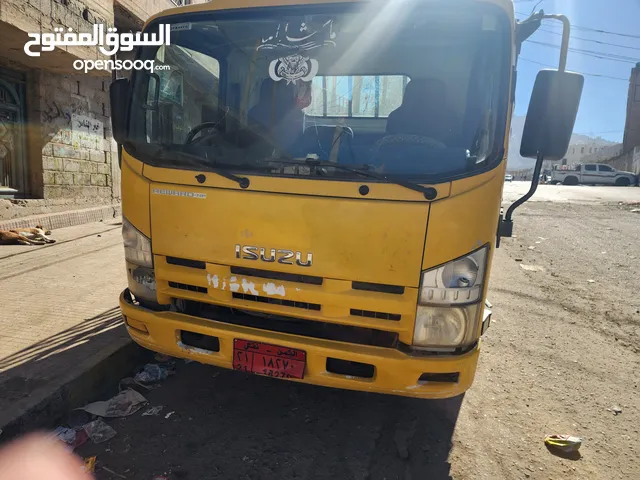 دينه ايسوزو 2011 وارد السعودية تربو Isuzu 2011 ديزل مجمرك مرقم جاهز جير عادي طويل