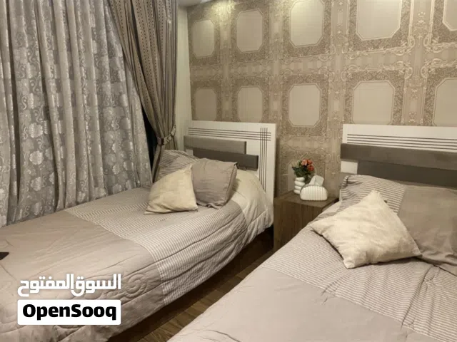 سرير عدد 2 للبيع