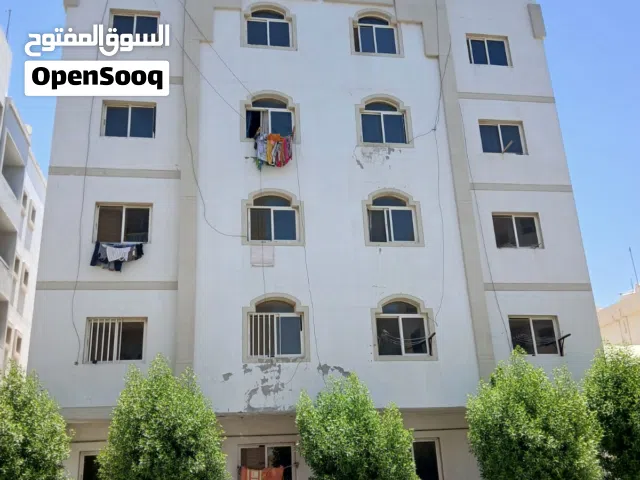 فرصة حقيقيه وكبيره للمستثمرين  بناية مؤجرة بالكامل بعائد ودخل سنوى  ممتاز في عجمان