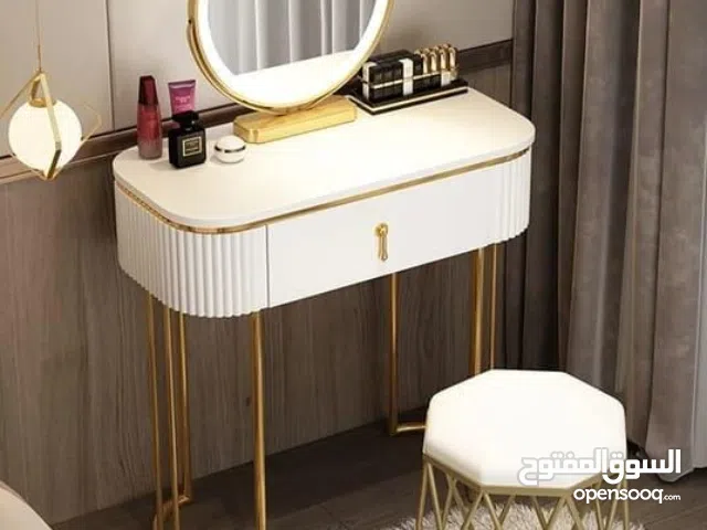 Dressing table with stool 2 colors available  1.  *Grey*  2.  *White* CASH ON DELIVERY ALL UÀE