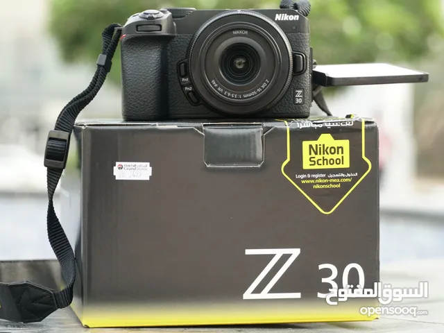 Nikon Z30 4K mirror-less with kit lens in box