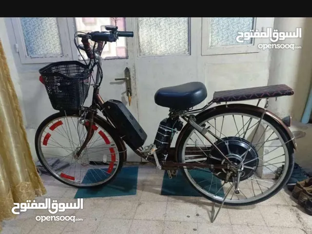 بسكليت كهربائي قوي بطارية ليثيوم قوية تعمل بين 25 إلى 30 كيلو بالشحن حسب الوزن والاستخدام معه مفتا