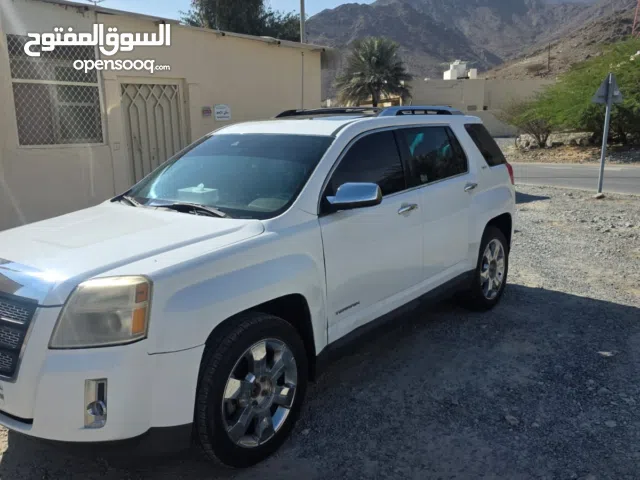 Used GMC Terrain in Sharjah