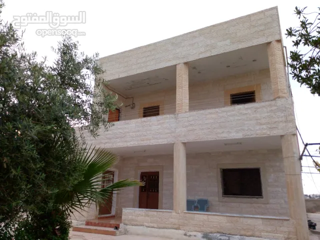 250 m2 More than 6 bedrooms Townhouse for Sale in Madaba Other