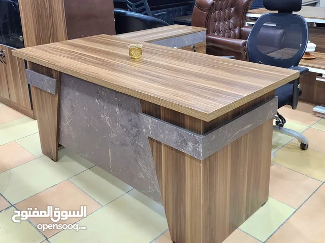 مكتب مدير مع جانبية وادراج وطاولة وسط توصيل مجاني داخل عمان والزرقاء