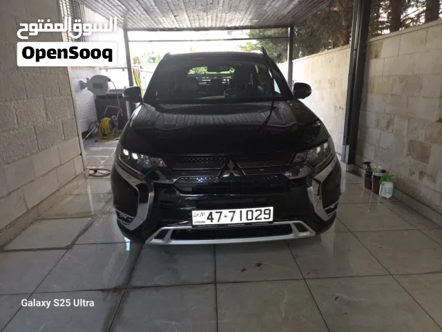 2021 Mitsubishi Outlander Standard