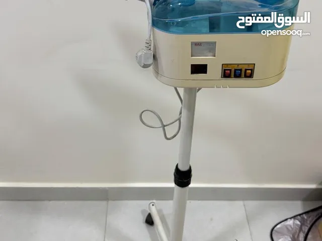 جهاز بخار للوجه لتظيف الوجه وتفتح المسام وأزالة البقع والسواد حول العين والوجه جهاز نظيف ومرتب