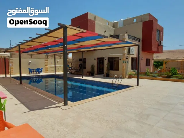 شاليه فاخر بناء حديث للبيع او للبدل على أرض او عقار