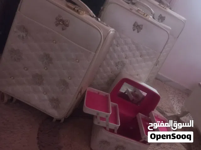 حقائب سفر عرائس