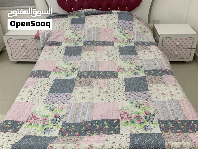 غرفه نوم شامله كل شيء