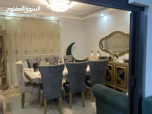 155m2 4 Bedrooms Apartments for Sale in Zarqa Al Zarqa Al Jadeedeh